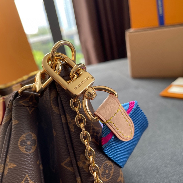 ルイヴィトンバッグ角部分ディテール